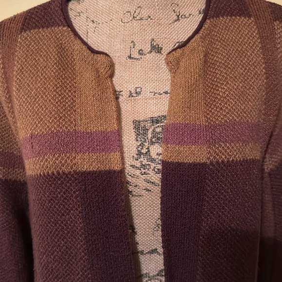 Christopher & Banks cardigan - Picture 4 of 14